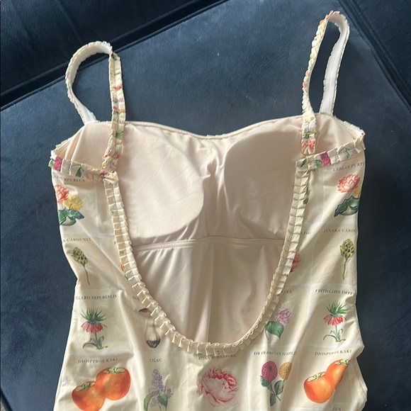 Floral Print kingdom and staff One Piece - Picture 2 of 3